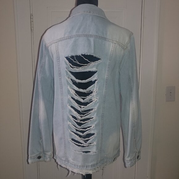 mono b: Distressed Ripped Light Wash Denim Jacket - Women's Size Large - Picture 9 of 11